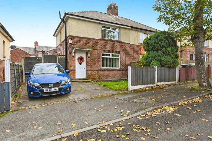 3 Bedroom Semi-Detached House For Sale In Stevenson Crescent, St. Helens, Merseyside, WA10