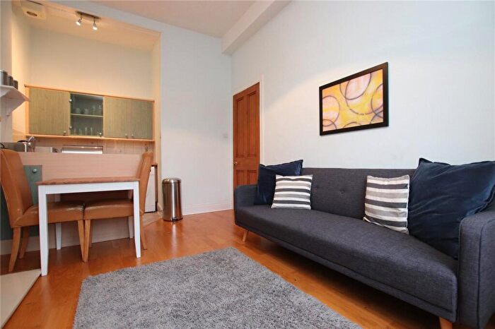 1 Bedroom Apartment To Rent In Wardlaw Street, Gorgie, Edinburgh, EH11