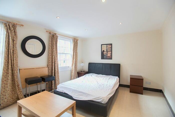 Studio To Rent In Harrowby Street, Marylebone, London, W1H