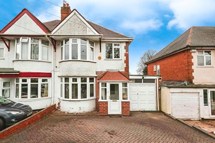 3 Bedroom Semi-Detached House For Sale In Kings Road, Sutton Coldfield, West Midlands, B73