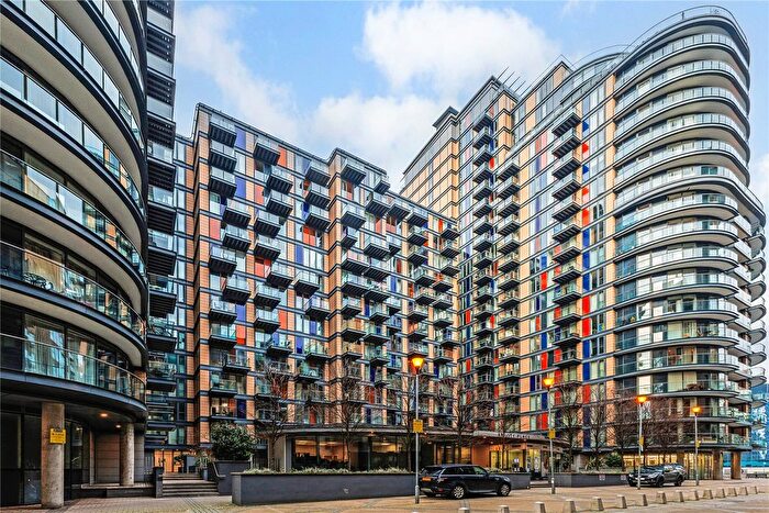 2 Bedroom Flat To Rent In Ability Place, Millharbour, London, E14