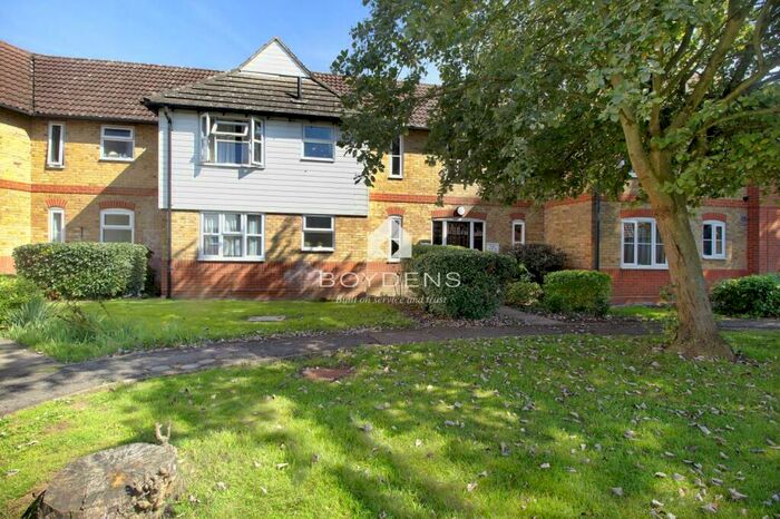 1 Bedroom Flat To Rent In Windmill Court, Mill Road, Mile End, Colchester, CO4