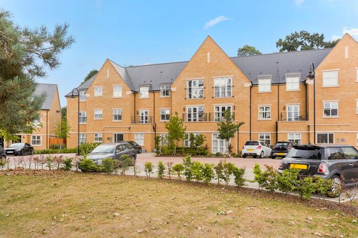 2 Bedroom Flat To Rent In Chambord House, Queenswood Crescent, Egham, Surrey, TW20