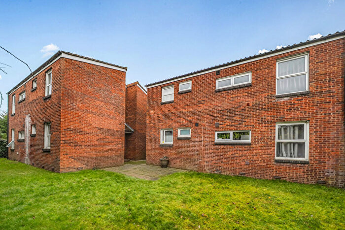 1 Bedroom Apartment For Sale In Monoux Place, Bedfordshire, SG19