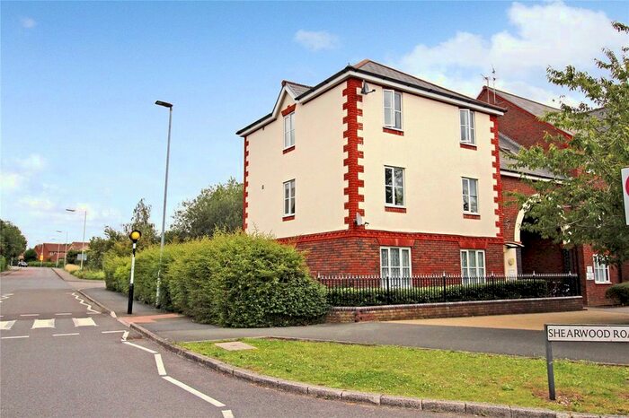 2 Bedroom Flat For Sale In Shearwood Road, Peatmoor, Swindon, SN5