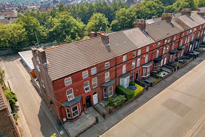 6 Bedroom Terraced House For Sale In Island Road, Liverpool, L19