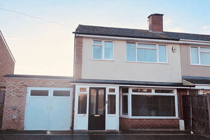 5 Bedroom Semi Detached House For Sale In Meadow Drive, Credenhill, Hereford, HR4