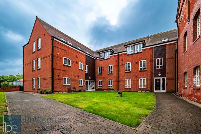 2 Bedroom Flat For Sale In Castle Brewery, Newark, NG24