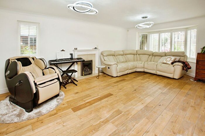5 Bedroom Detached House For Sale In Leafy Lane, Whiteley, Fareham, Hampshire, PO15