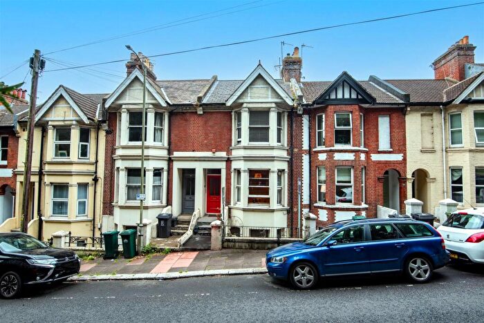 1 Bedroom Flat To Rent In Millers Road, Brighton, BN1