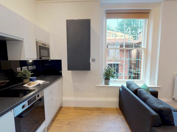 1 Bedroom Flat To Rent In Flat, Hyde Terrace #, LS2