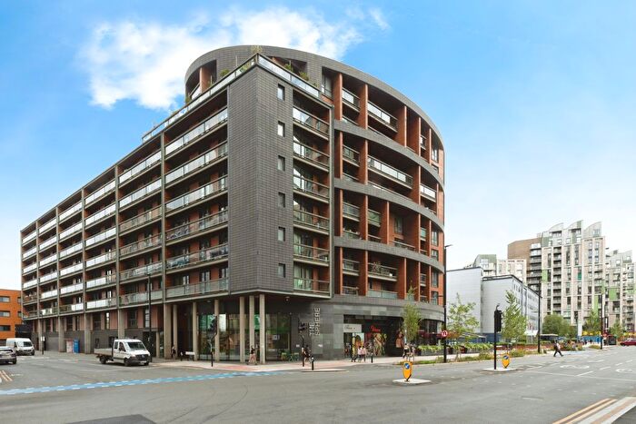 1 Bedroom Flat To Rent In The Sphere, Hallsville Road, Canning Town, London, E16