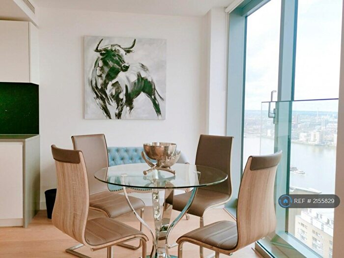 2 Bedroom Flat To Rent In Marsh Wall, Canary Wharf, E14