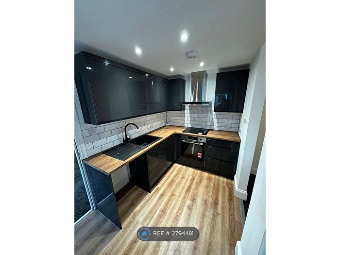 1 Bedroom Flat To Rent In Pasley St, Plymouth, PL2