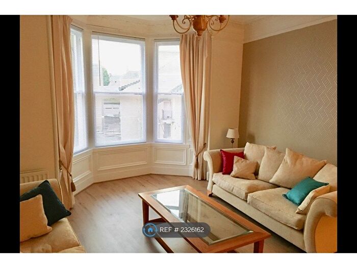 2 Bedroom Flat To Rent In Albert Street, Dundee, DD4