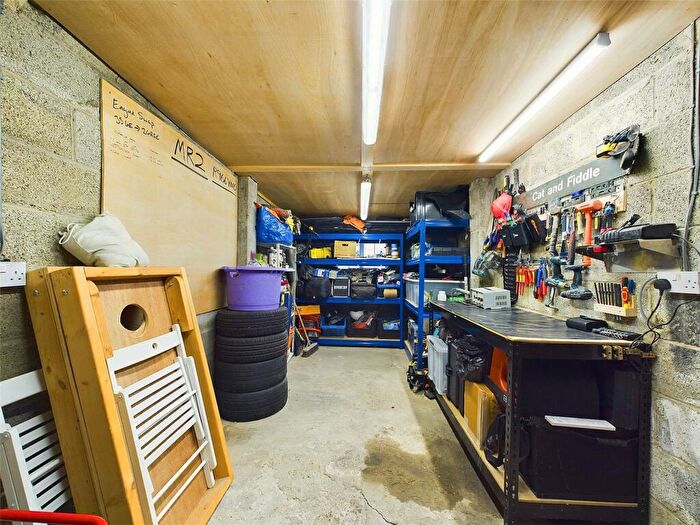 2 Bedroom Semi-Detached House For Sale In Tudor Street, Gloucester, Gloucestershire, GL1