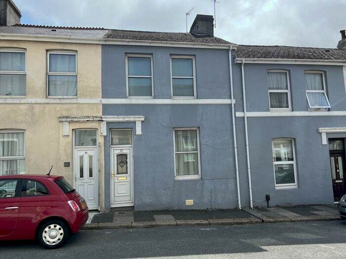 2 Bedroom House To Rent In Corporation Road, Plymouth, PL2