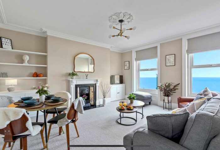 2 Bedroom Flat To Rent In Ethelbert Crescent, Margate, CT9