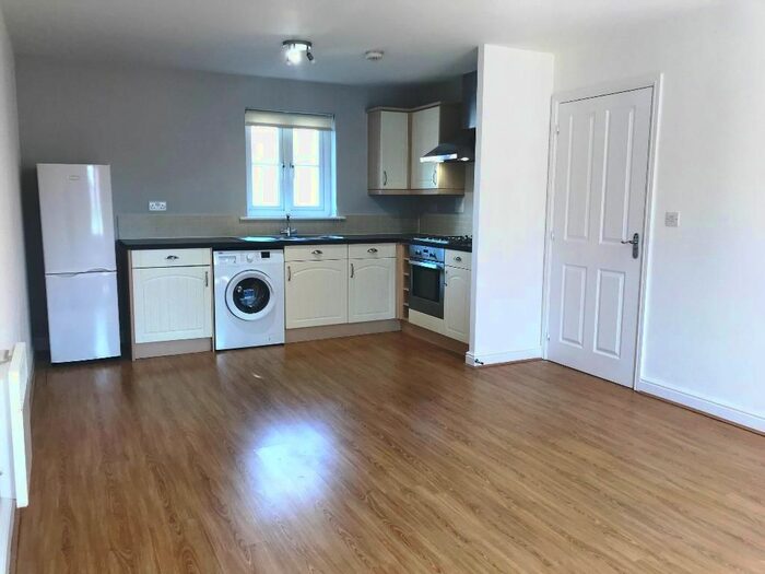 2 Bedroom Flat To Rent In Chapman Place, Colchester, CO4