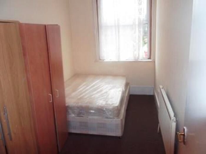 1 Bedroom Flat To Rent In Lea Bridge Road, London, E10
