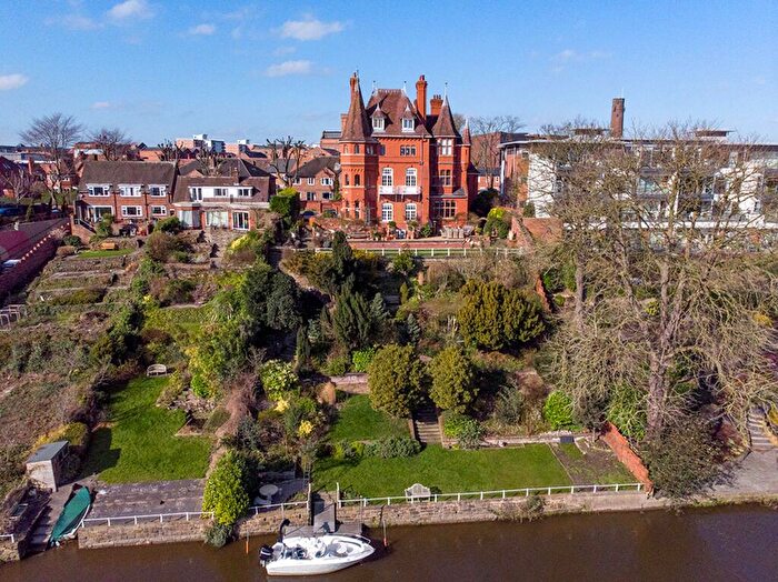 4 Bedroom Character Property To Rent In Dee Hills Park, Chester, CH3