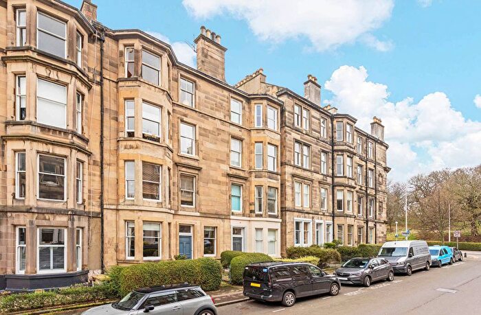 2 Bedroom Flat For Sale In Brunton Terrace, Edinburgh, EH7