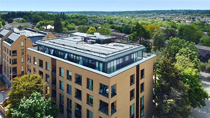 3 Bedroom Penthouse For Sale In Highbrook House, Quayle Crescent, London, Greater London, N20
