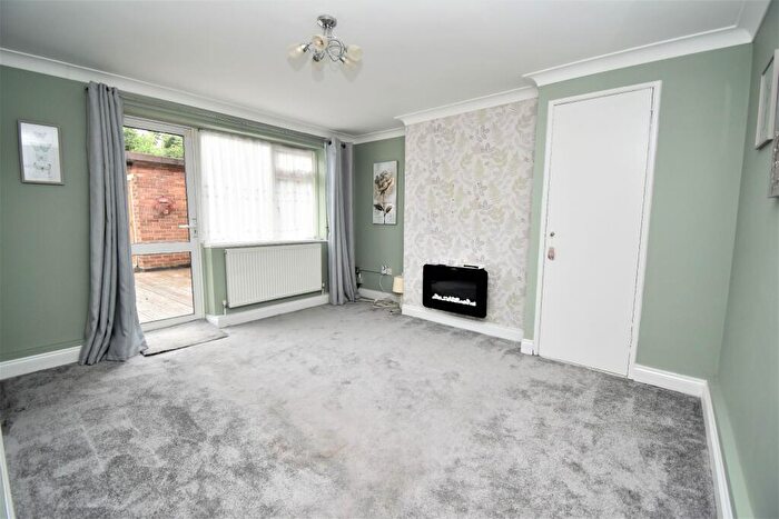 1 Bedroom Maisonette To Rent In King Edward Road, Basildon, SS15