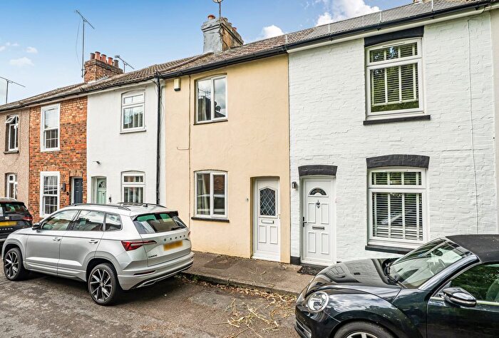 2 Bedroom Terraced House For Sale In Milton Road, Dunton Green, Sevenoaks, Kent, TN13