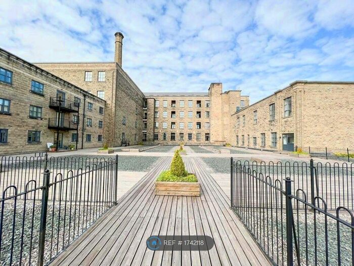 2 Bedroom Flat To Rent In Ilex Mill, Rawtenstall, Rossendale, BB4