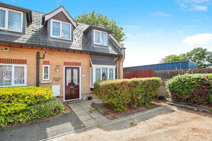 2 Bedroom End Of Terrace House For Sale In St. Neots Close, Upton, Poole, Dorset, BH16