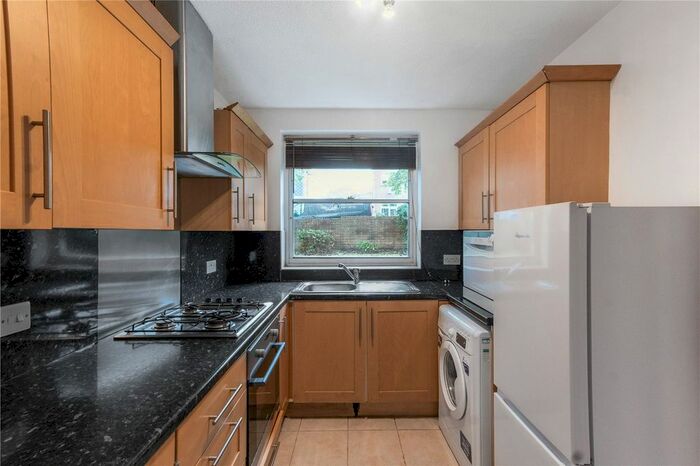 1 Bedroom Flat To Rent In East Dulwich Grove, East Dulwich, London, SE22