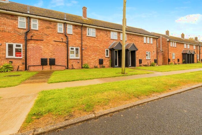 3 Bedroom Terraced House For Sale In Suffolk Road, Scampton, Lincoln, LN1