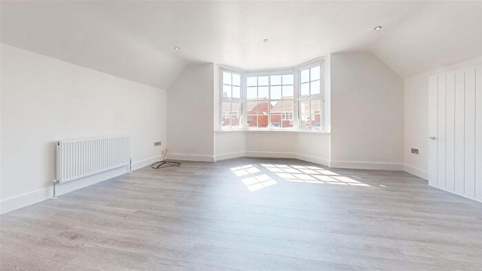 2 Bedroom Flat To Rent In Court Road, Swanage, BH19