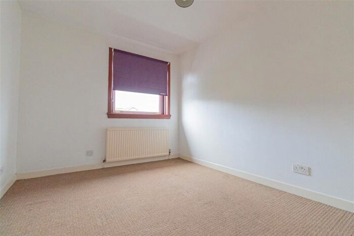 2 Bedroom Flat For Sale In Glenmore, Whitburn, Bathgate, EH47
