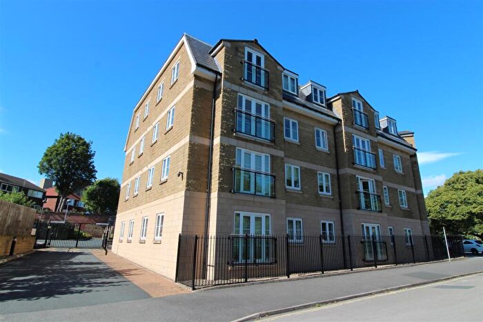 2 Bedroom Apartment To Rent In The Hub, Town Centre, Halifax, HX1