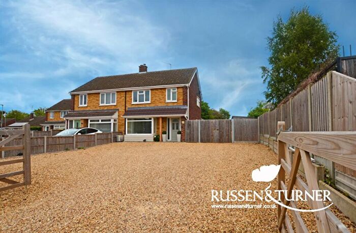 3 Bedroom Semi-Detached House For Sale In Beautifully Transformed Family Home On Peppers Green, PE30