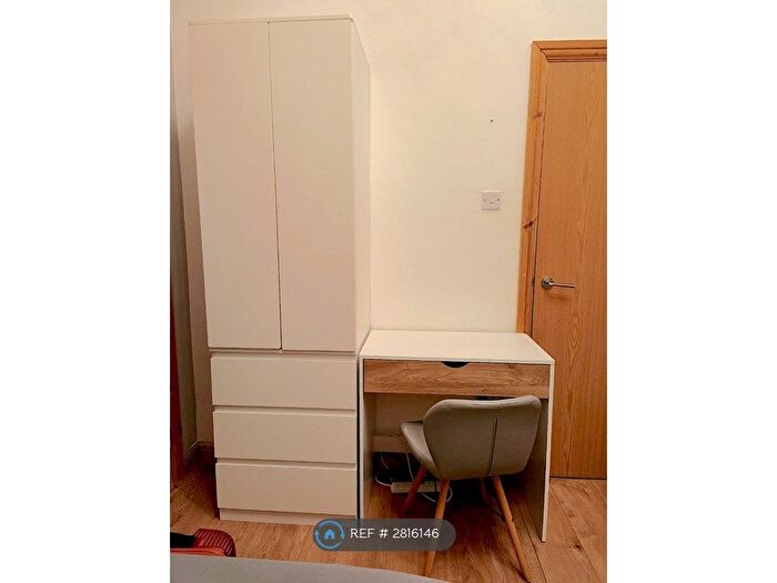Studio To Rent In Clarendon Road, Birmingham, B16