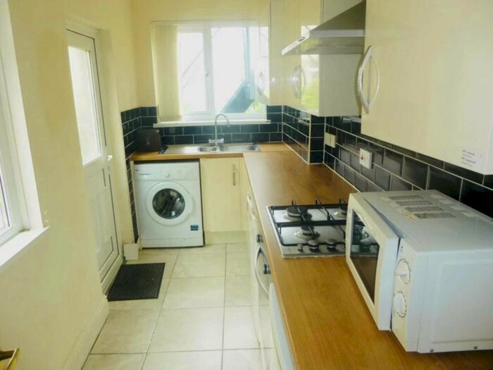 2 Bedroom Terraced House To Rent In Colum Road, Cathays, CF10