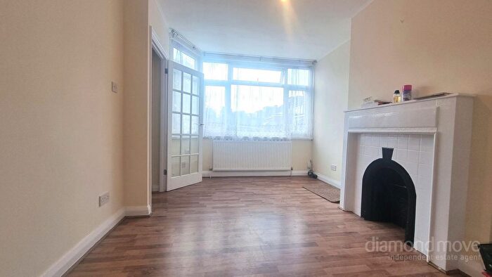 2 Bedroom Terraced House To Rent In Saxon Avenue, Feltham, TW13