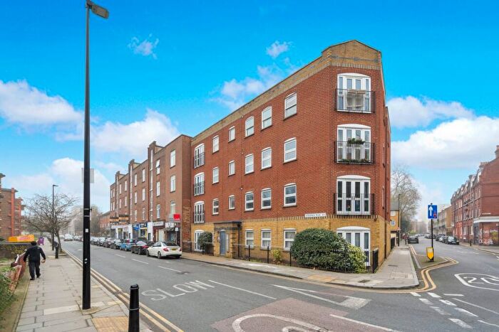 1 Bedroom Flat To Rent In Drake House, Stepney Way, Whitechapel, E1