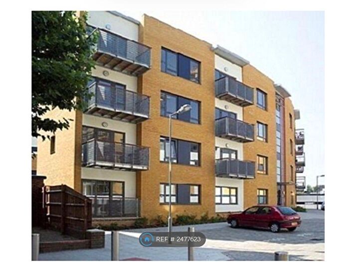 2 Bedroom Flat To Rent In Little Cottage Place, London, SE10