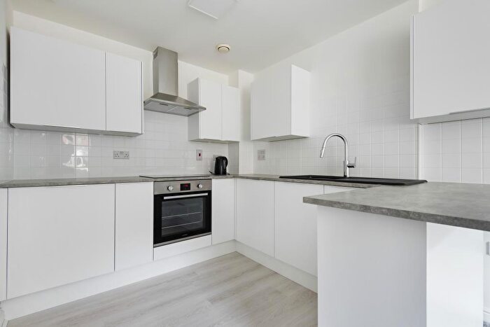 1 Bedroom Flat To Rent In Malcolm Place, Caversham Road, RG1