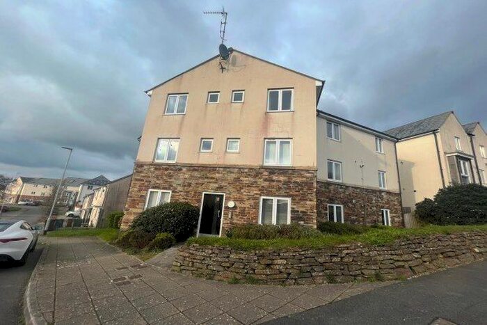 2 Bedroom Flat To Rent In Whitehaven Way, Plymouth, PL6