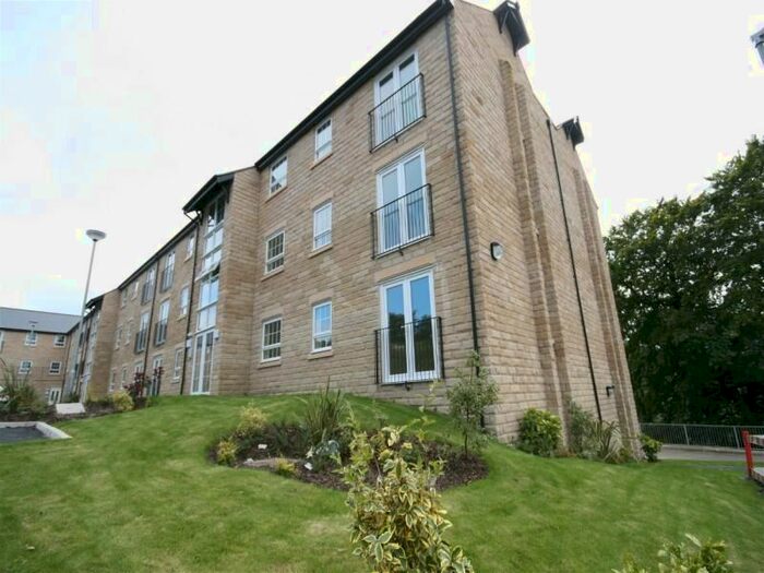2 Bedroom Flat To Rent In Clough Gardens, Haslingden, Rossendale, Lancashire, BB4