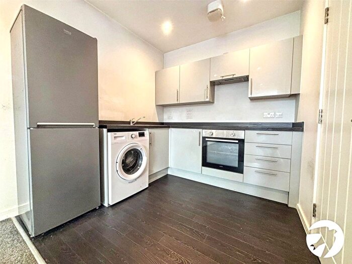 1 Bedroom Flat To Rent In Broadway, Bexleyheath, DA6