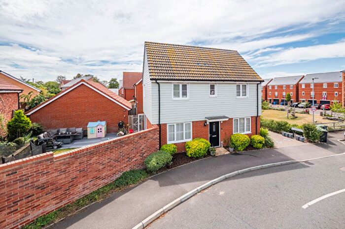 3 Bedroom Detached House For Sale In Blunden Close, Long Melford, Sudbury, CO10