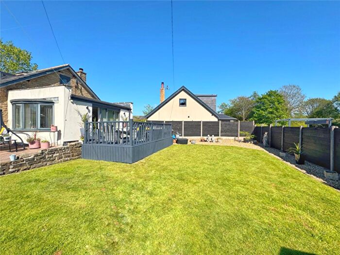 4 Bedroom Semi-Detached House For Sale In Musbury View, Haslingden, Rossendale, BB4