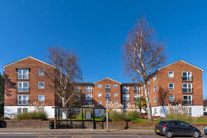 2 Bedroom Flat To Rent In Downhurst Court, Parson Street, Hendon, London, NW4