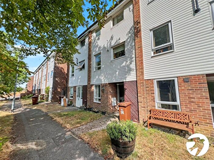 3 Bedroom Terraced House For Sale In Cameron Close, Chatham, Kent, ME5